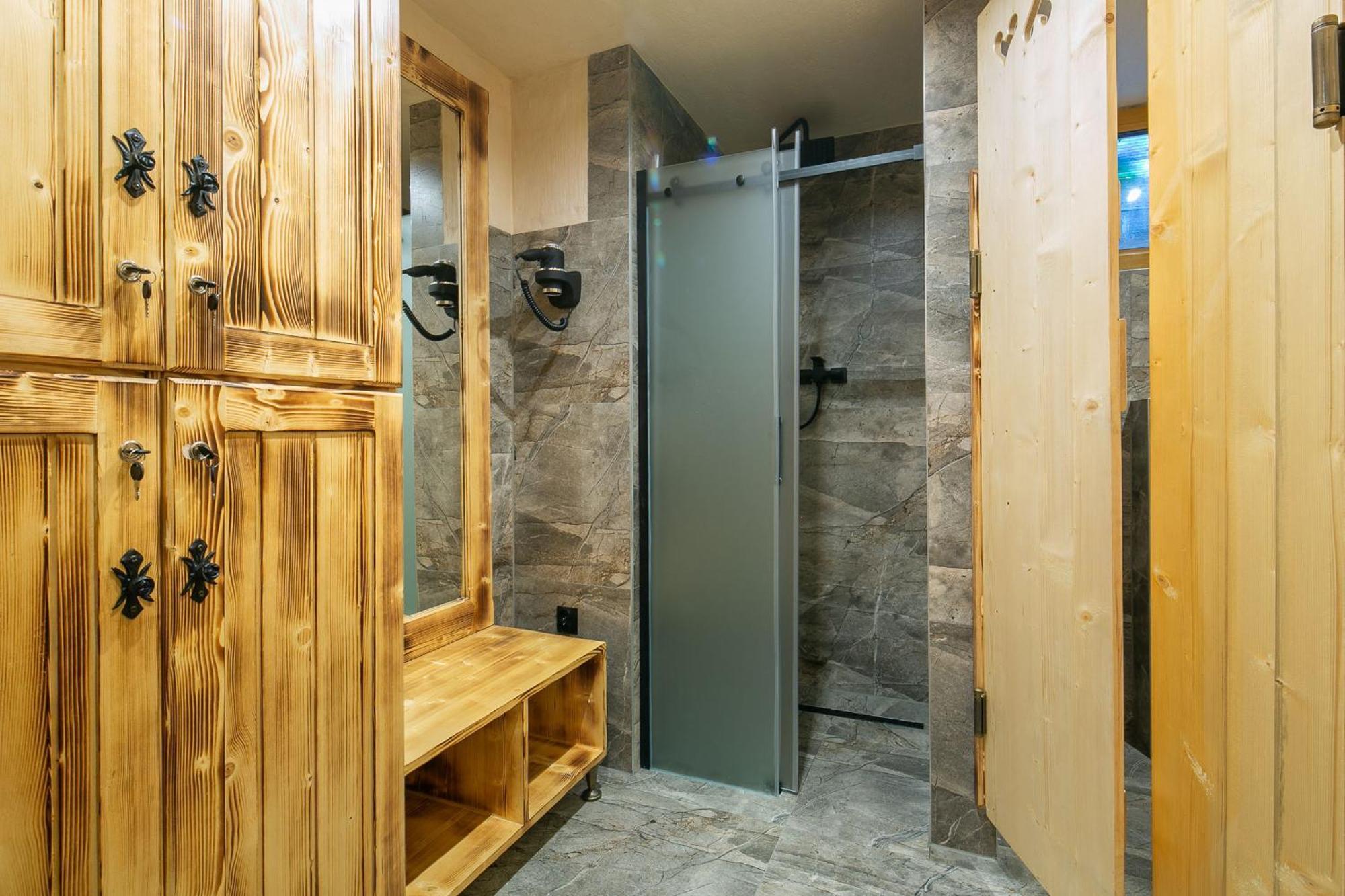 Goralski Gosciniec & Spa Poronin Bagian luar foto